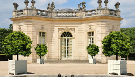 VersaillesAMBIENTATA_20190412110523_1024x1024_2x.webp