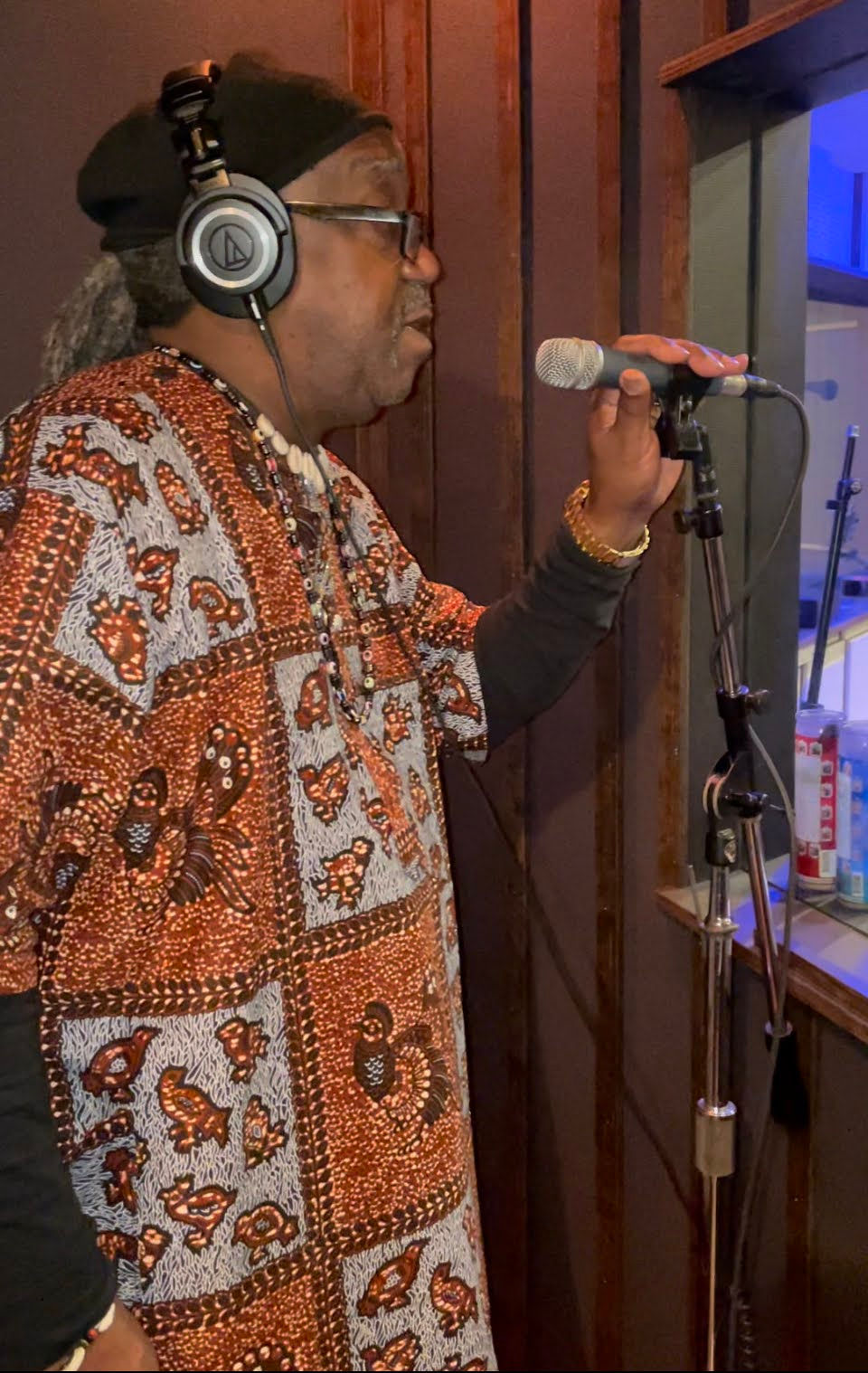 Vocal lead warmup in the studio
