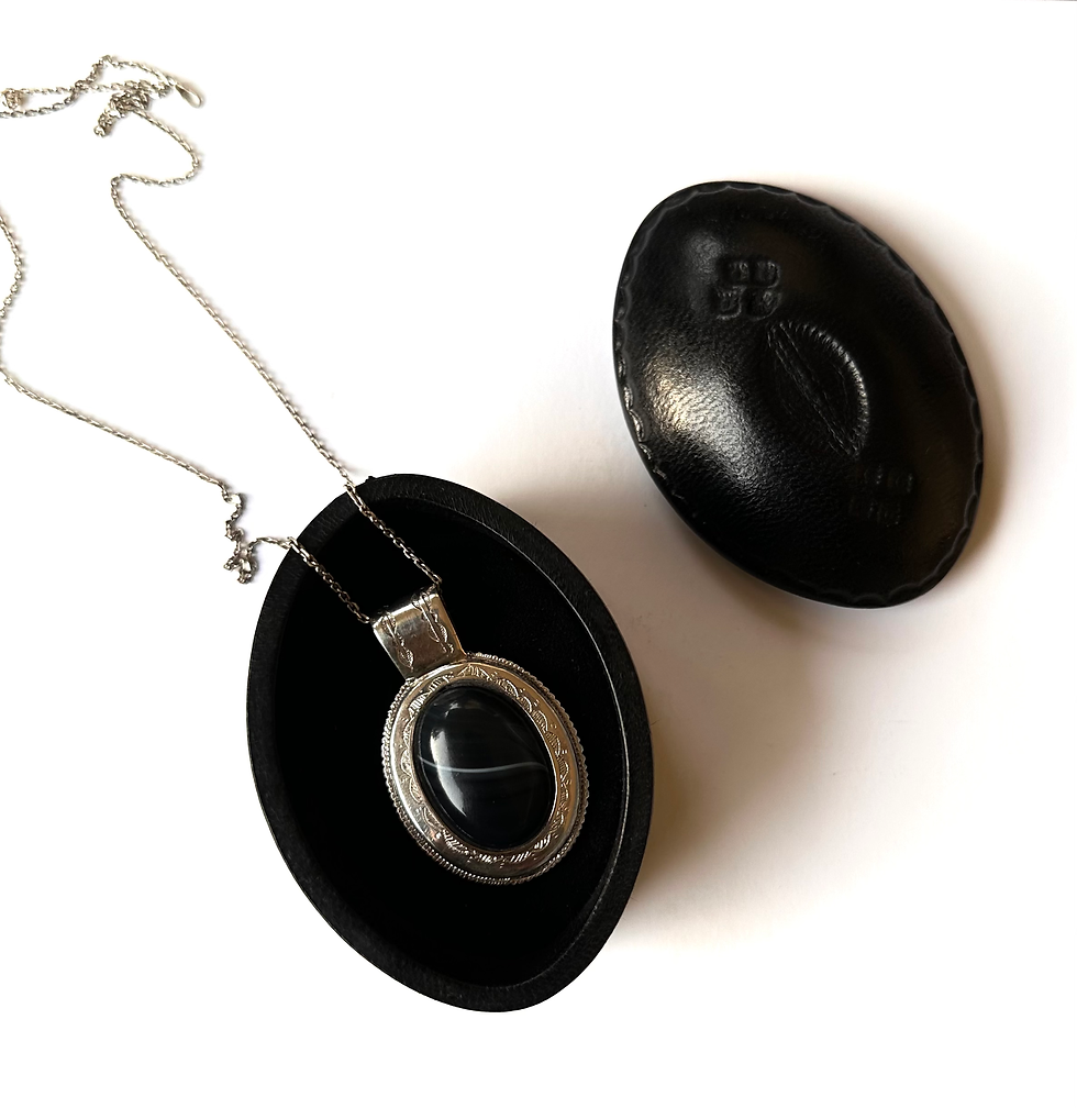 Thumbnail: KT pendant
