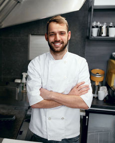 AV Group - Vermitteltes Personal Ralf, Sous Chef