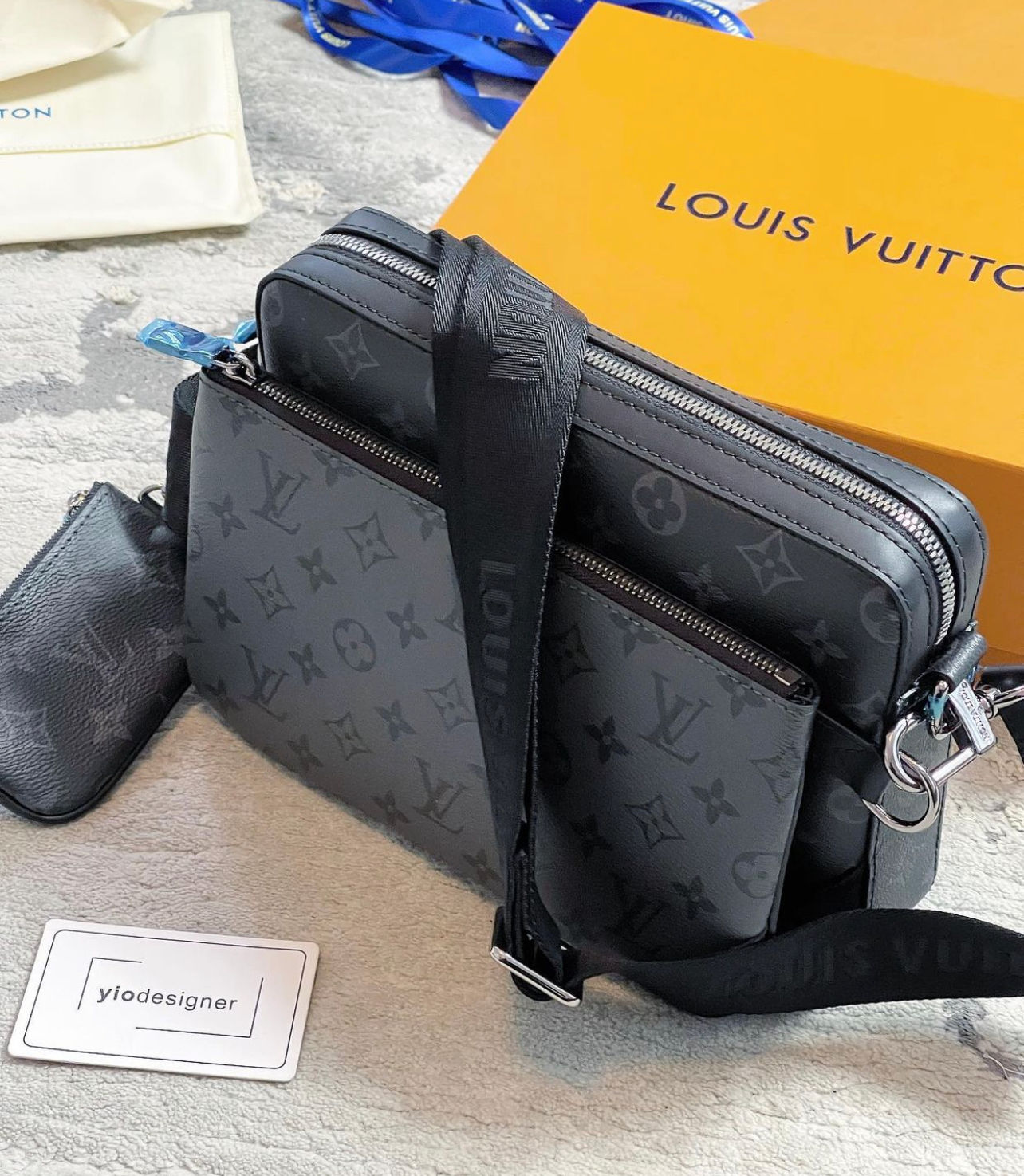 Lv Trio messenger bag