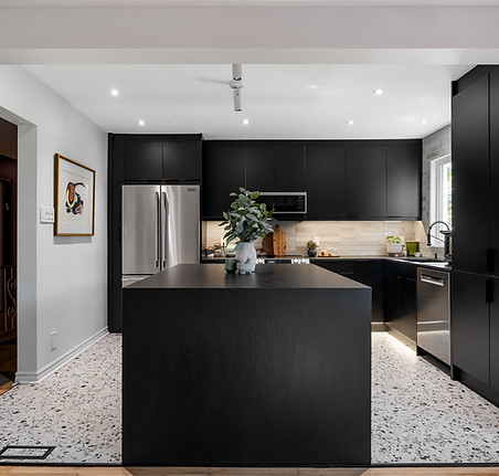 638 Ave. Westluke-1.jpg