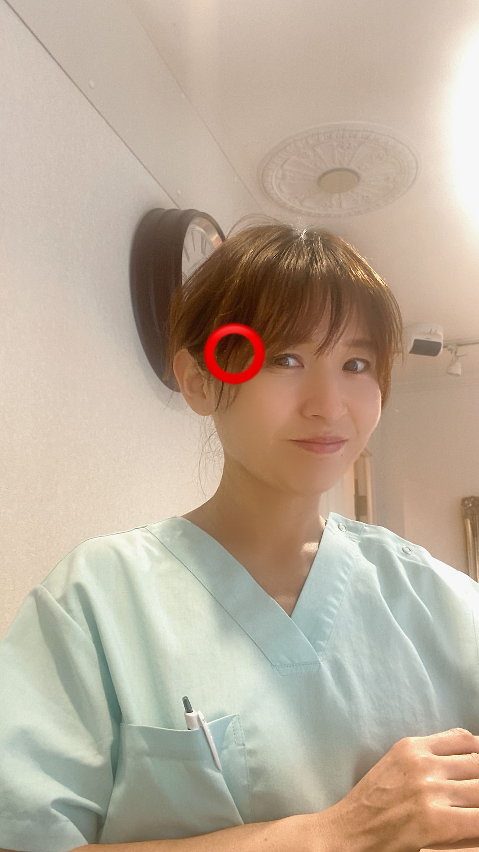 小顔に見える髪型の作り方