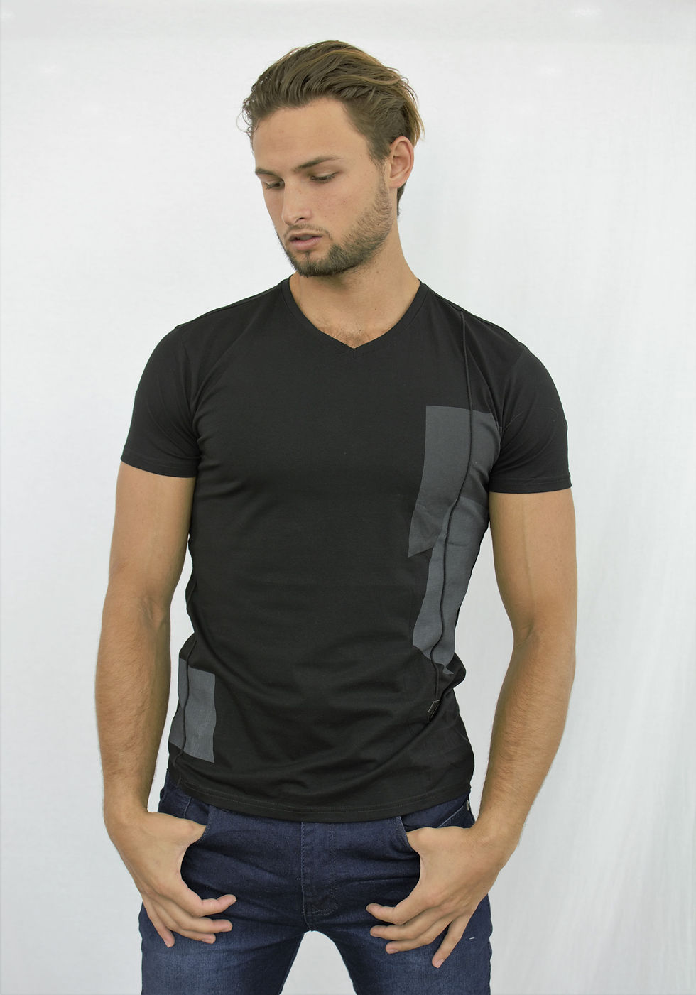 Thumbnail: Etzo  Tee Shirt W/Shape design (TI02)