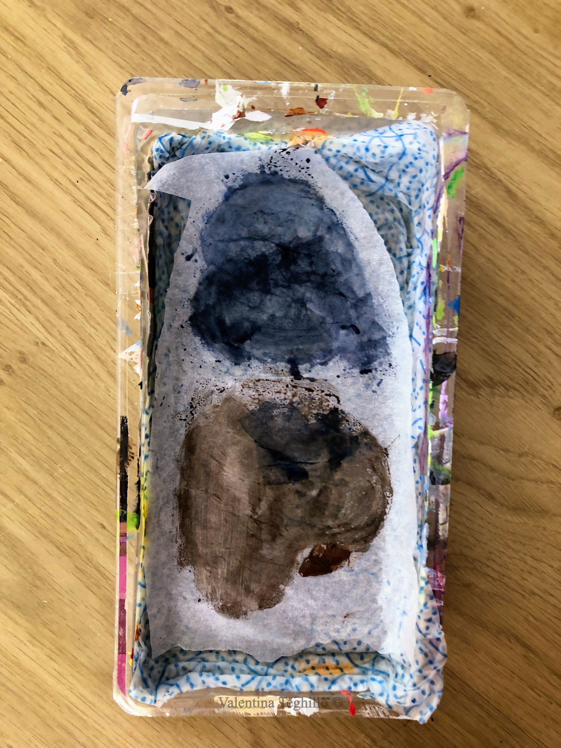 My stay-wet palette for acrylics