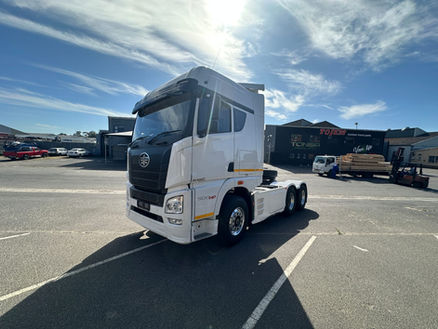 Aerodynamic fiberglass tank skirt for FAW trucks by TOJEM – durable side skirt upgrade, locally manufactured in South Africa.