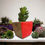 Miniature : Cache pot rouge et bois