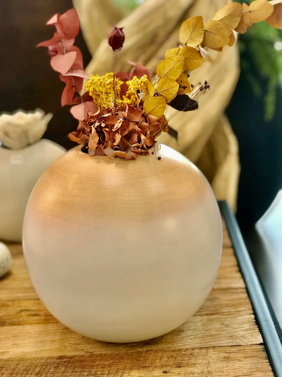 Miniature : Vase boule en bois "Poudré" blanc