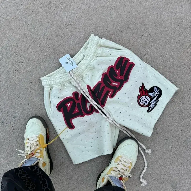 Thumbnail: Graffiti Superstar Shorts