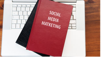 12 Best Social Media Marketing Books to Read in 2023