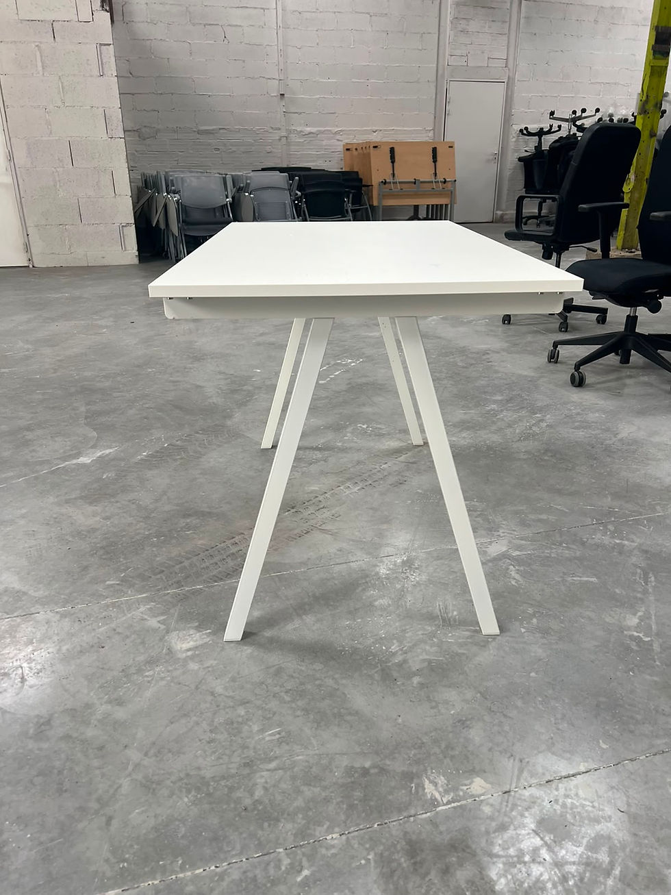 Miniature : Table blanche 120cm – IKEA (Qté : 5) TAB630