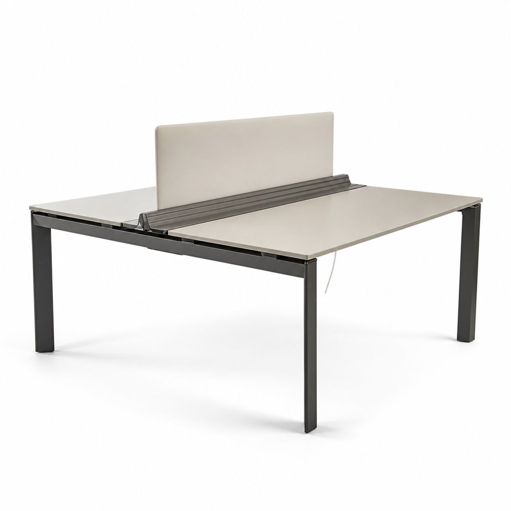 Bench de bureau 2 personnes avec cloison acoustique (Qté : 10) BUR407