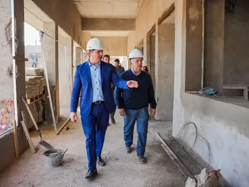 Orrego recorrió las obras del nuevo EPET N°4