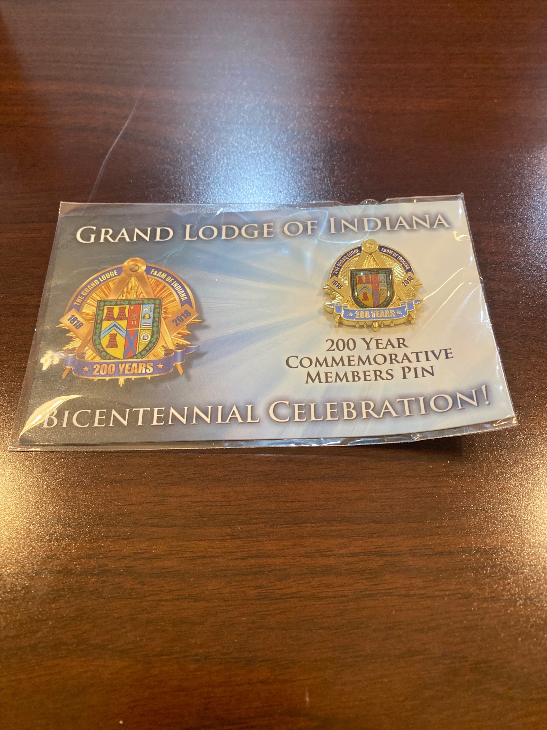 Member's Pin - 200th Anniversary (card not included)