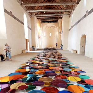 “DECENTRALIZED ART”