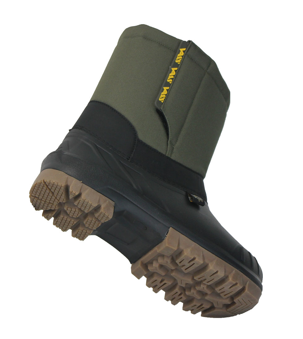Thumbnail: Vass Hybrid Thermo fishing boot featuring waterproof construction, insulated lining, and rugged sole for grip and warmth in c