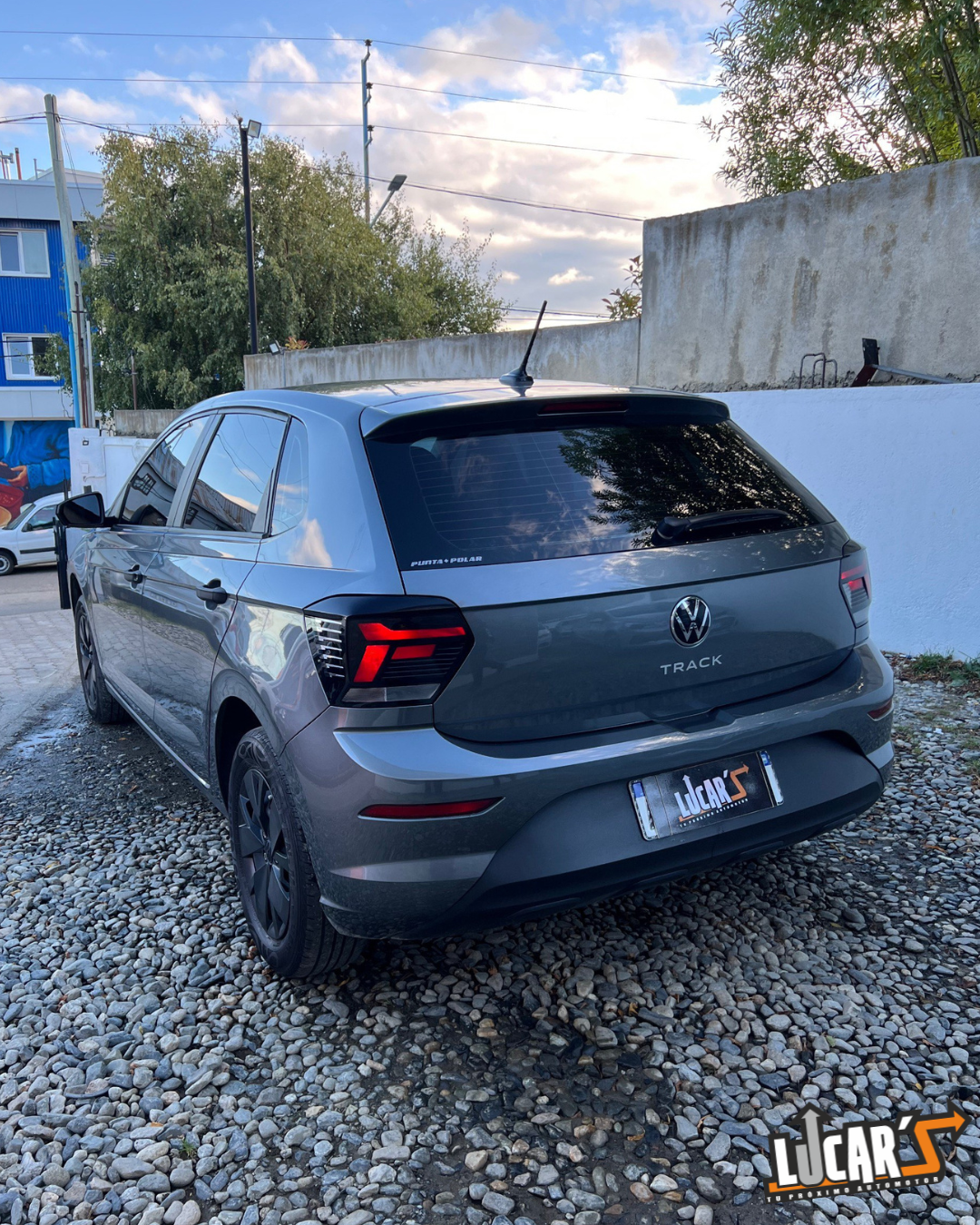 VOLKSWAGEN POLO TRACK