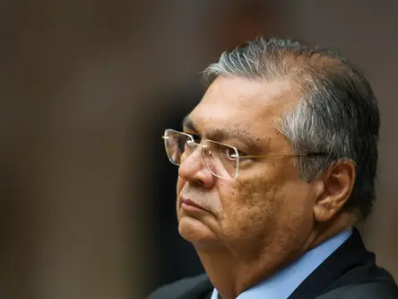 Dino decide que leis estrangeiras não valem automaticamente no Brasil