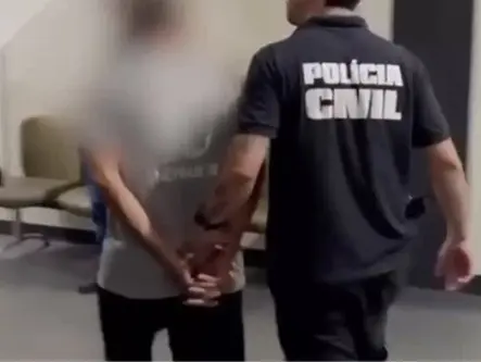 Mulher sofre abuso sexual enquanto dormia em festa com amigos