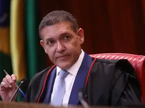 TSE terá outra reunião com embaixadores para explicar urna eletrônica