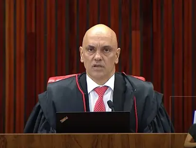 Moraes decide afastar o governador Ibaneis Rocha, do Distrito Federal, por 90 dias