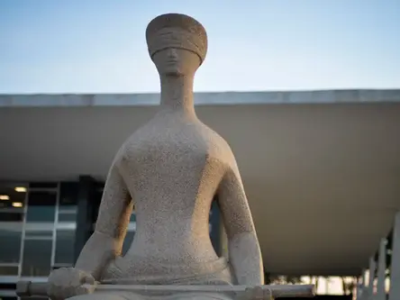 Moraes manda soltar réu do 8/1 após erro judicial