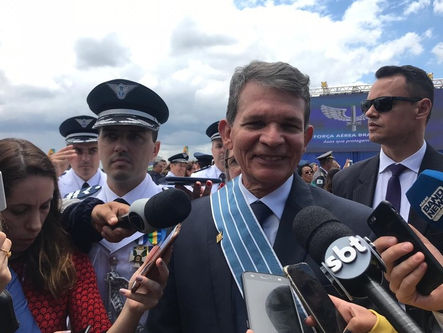 Bolsonaro anuncia general Joaquim Silva e Luna como novo presidente da Petrobras