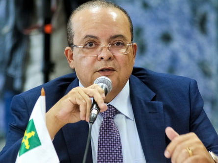 Ibaneis anuncia medidas de restrição no DF das 20h às 5h a partir de segunda-feira