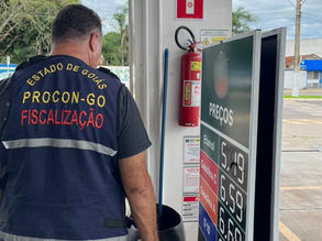 Ação do Procon notifica mais de 60 postos por aumento injustificado no preço do diesel