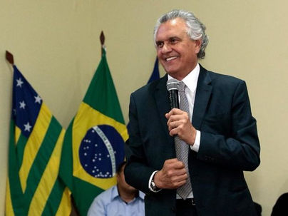 Governo de Goiás paga salários de dezembro antes do Natal