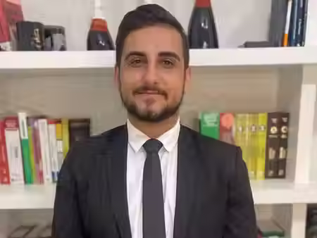 Advogado que saiu para imprimir documentos é encontrado morto