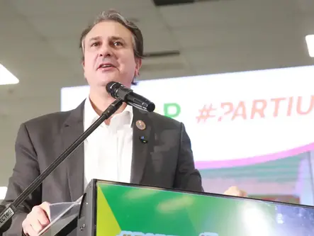 MEC lança programa para ampliar acesso de estudantes ao ensino técnico