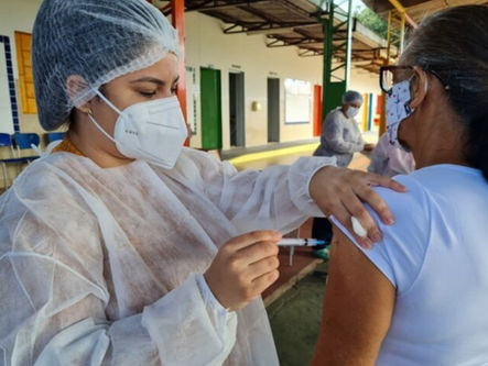 Goiás recebe mais 11,8 mil doses de CoronaVac para aplicação de reforço contra a Covid-19