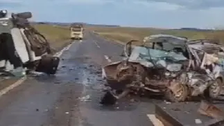 Tragédia na GO-230: Acidente entre van da Saúde e carro deixa três mortos no Entorno do DF