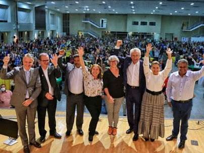 Caiado anuncia pagamento de bônus por resultado para servidores da Educação