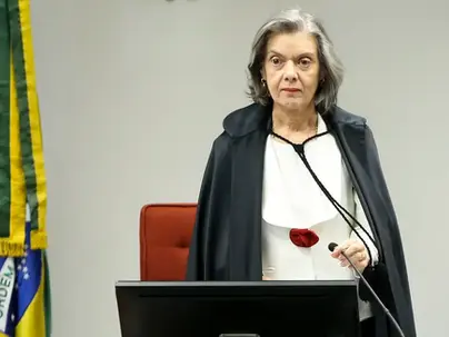 STF tem placar de 4 votos a 0 para manter cautelares contra Bolsonaro