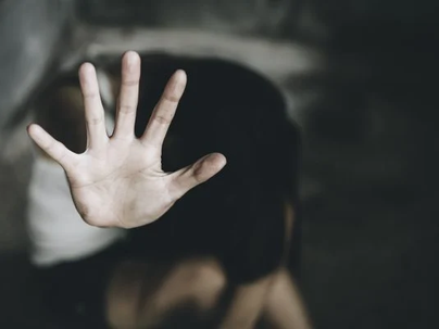 Goiás: Menina denuncia irmão por estupro e pai por assédio após ele pedir fotos dela de calcinha
