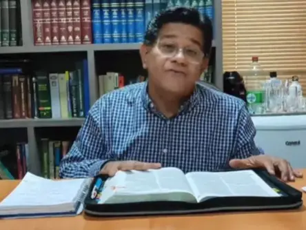 Pastor investigado em escândalo do MEC pede oração para Lula