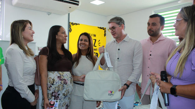 Prefeitura de Águas Lindas abre o Março Lilás e entrega enxovais para gestantes