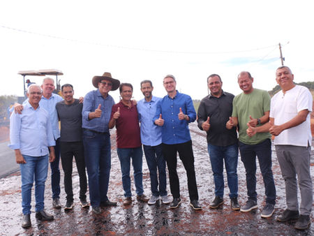 Visita técnica acompanha início do asfaltamento na Vicinal Maranata