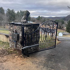 Automatic gate opener