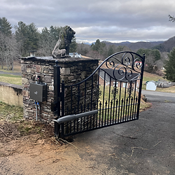 Automatic gate opener