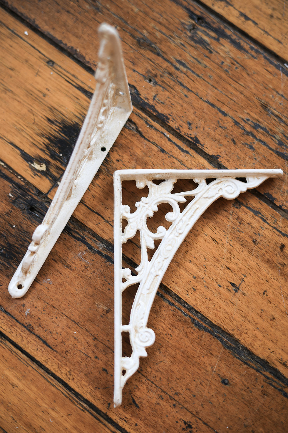 Thumbnail: Paris Cast Iron Bracket White (set of 2)