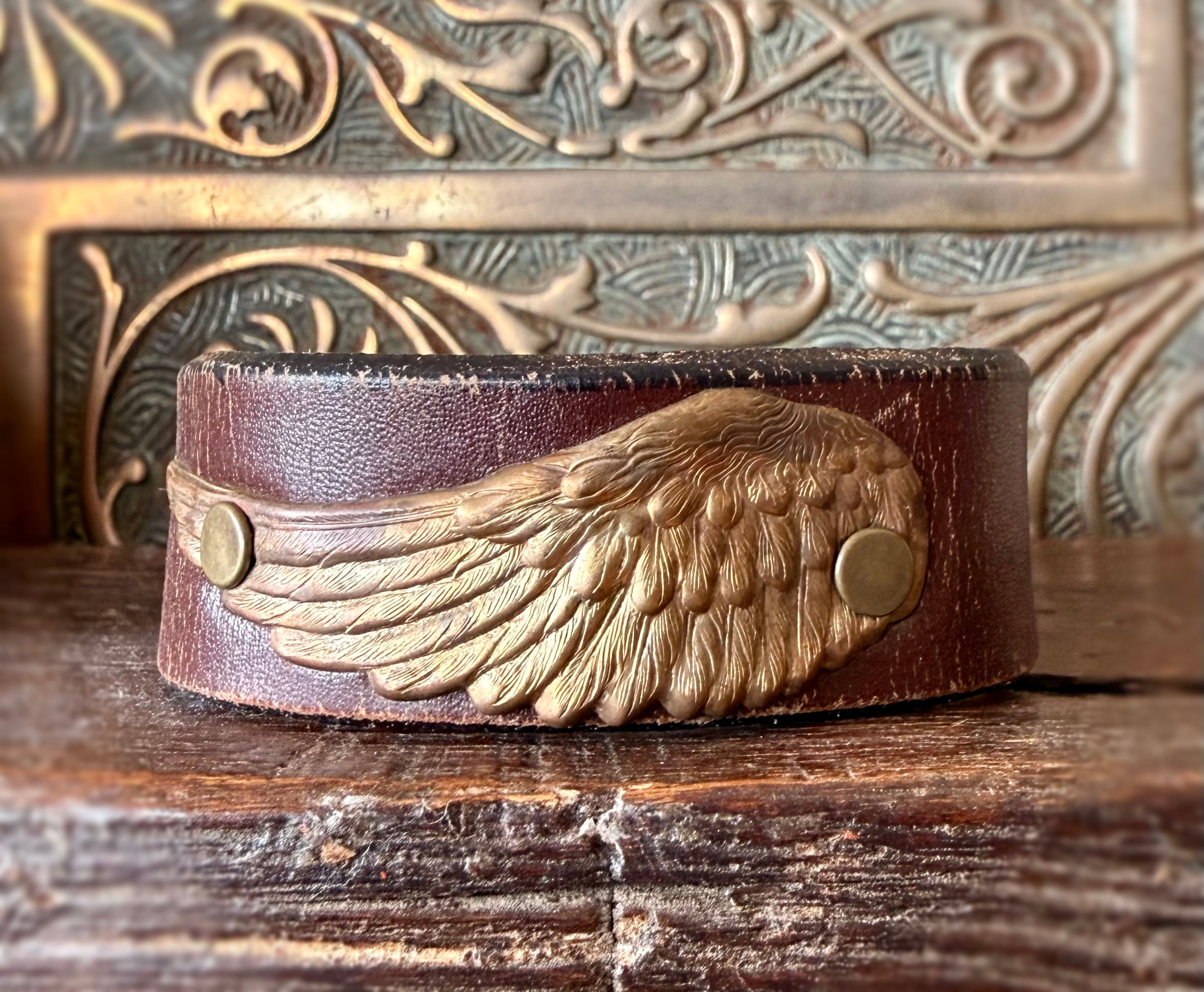 Leather Cuff - Angel wing (4)