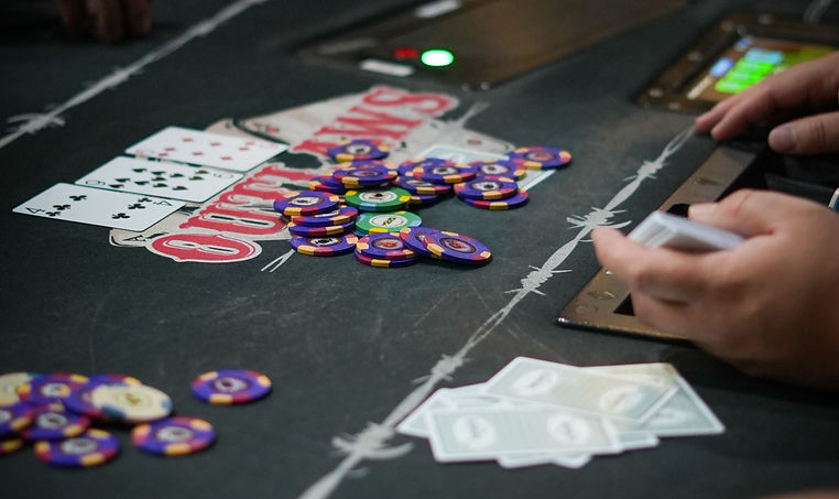 SLO Poker at Outlaws Card Parlor and casino on the Central Coast