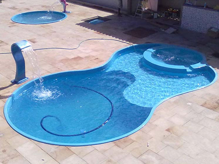 Piscina de fibra