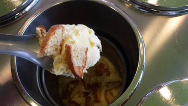 Gelato con ciambella romagnola