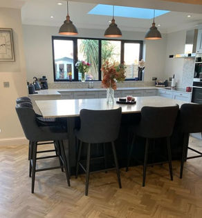 Fitted kitchen extension