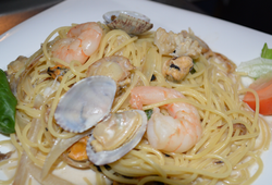 魚貝のクリームパスタ