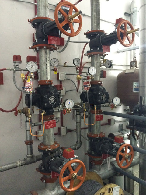 Sprinkler system riser